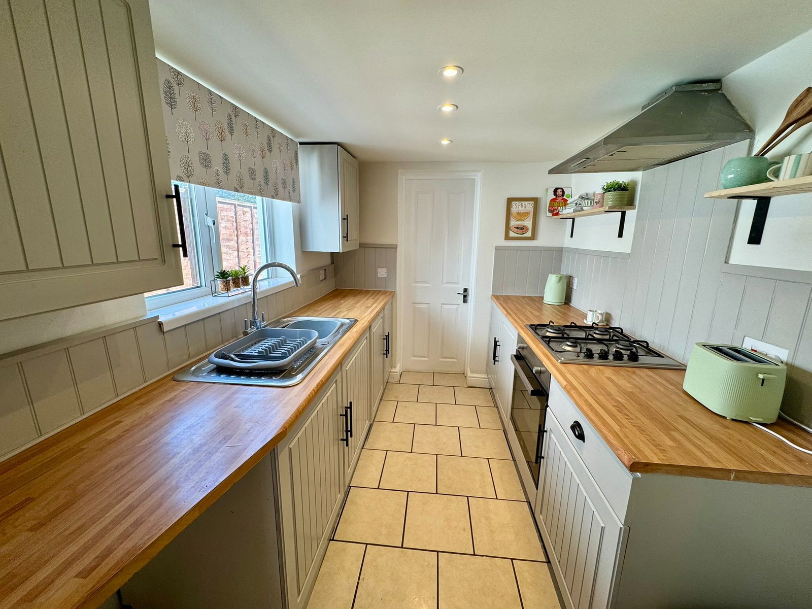 Terraced House in Ashford