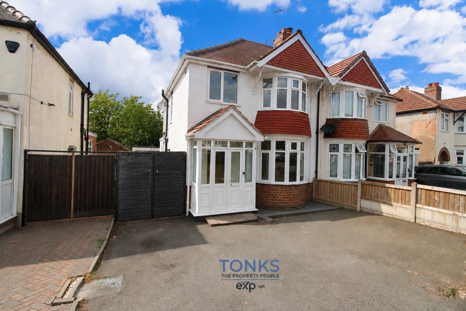 Semi Detached House in Halesowen