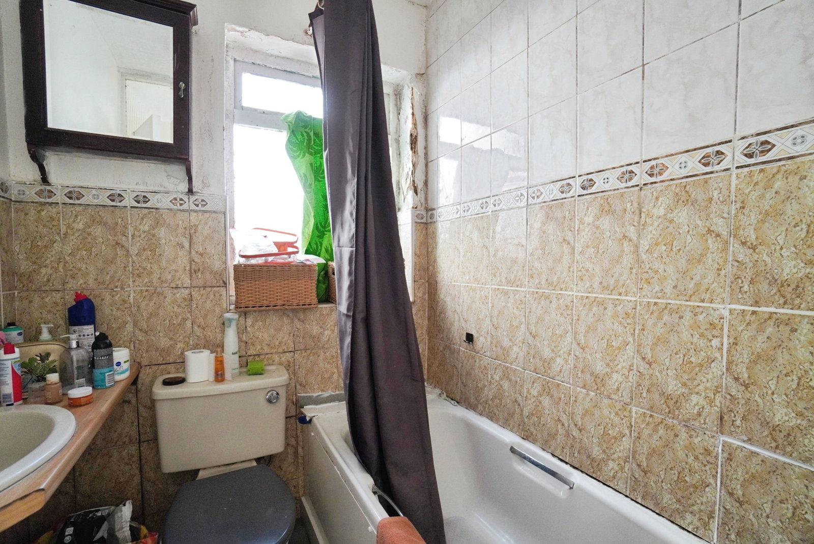 Terraced House in Westcliff-on-sea