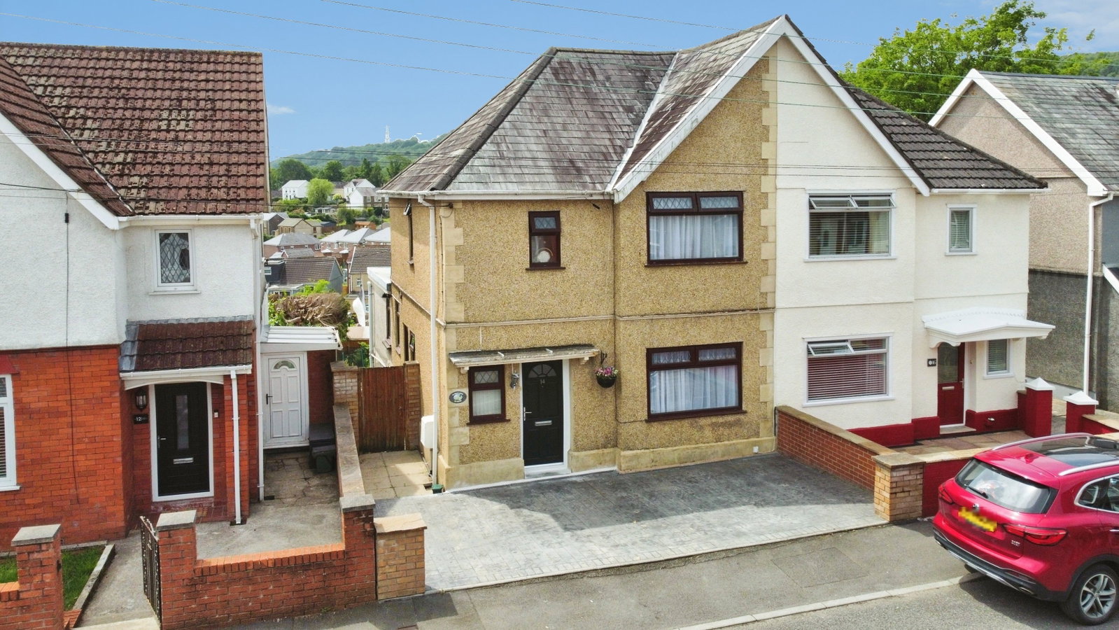 Semi Detached House in Swansea