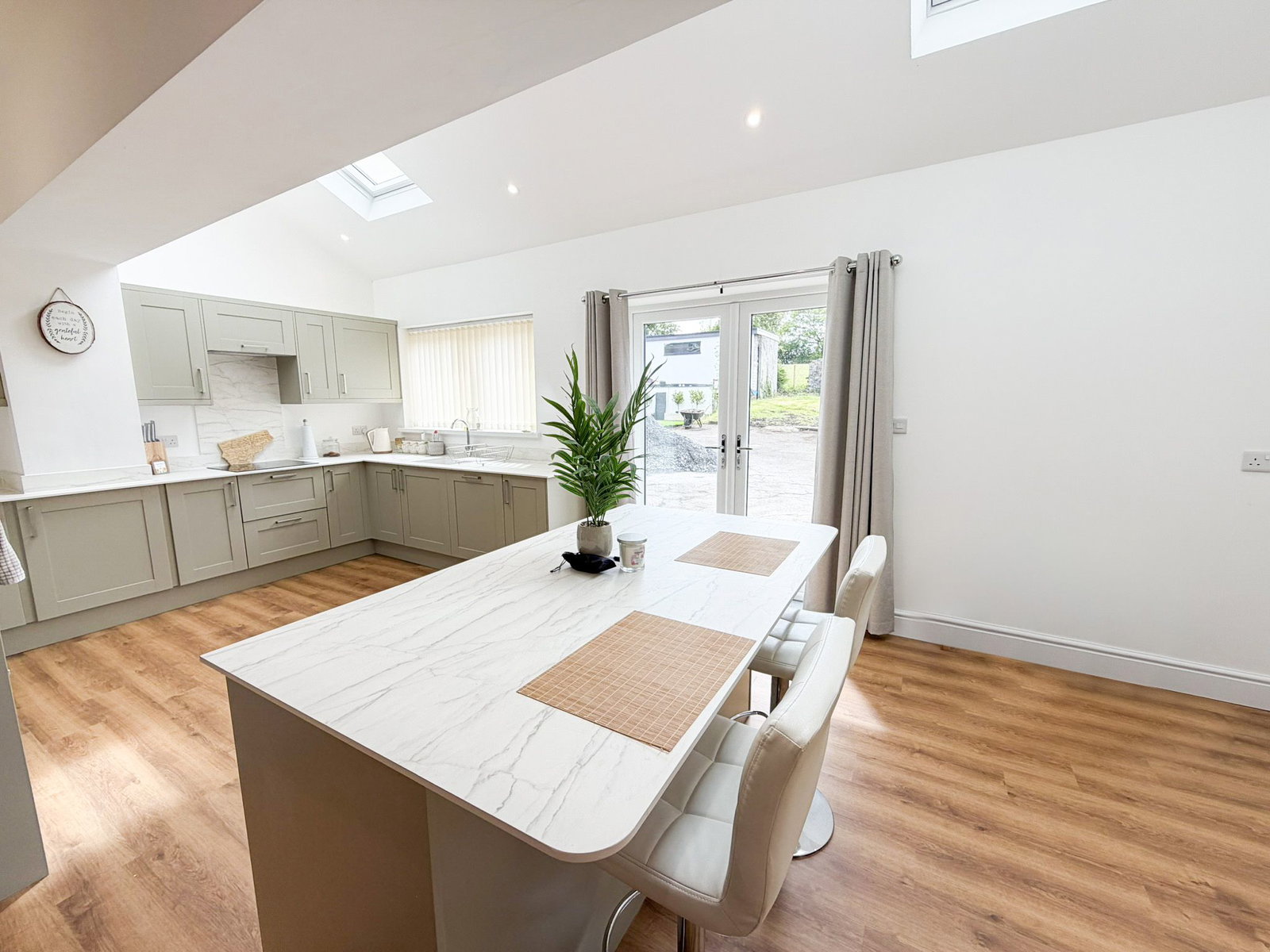 Detached House in Swansea
