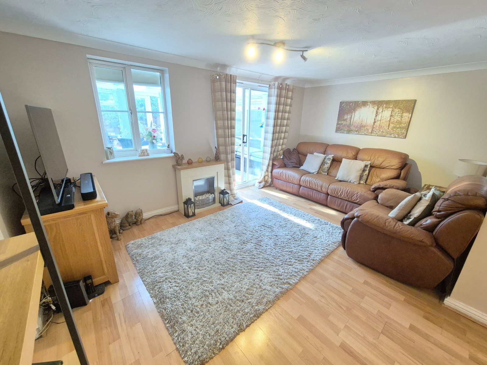 Semi Detached House for sale in Dunstable, Coopers Way, Houghton Regis, Dunstable, LU5 5US