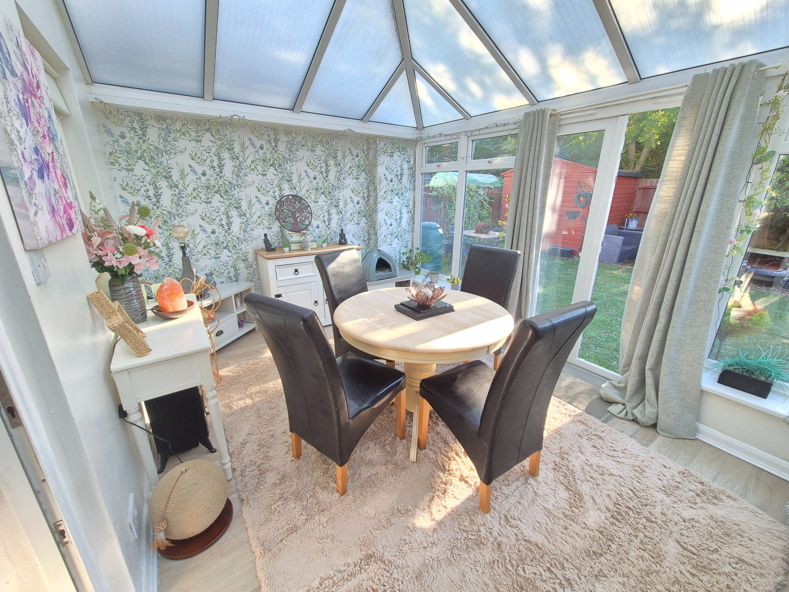 Semi Detached House for sale in Dunstable, Coopers Way, Houghton Regis, Dunstable, LU5 5US