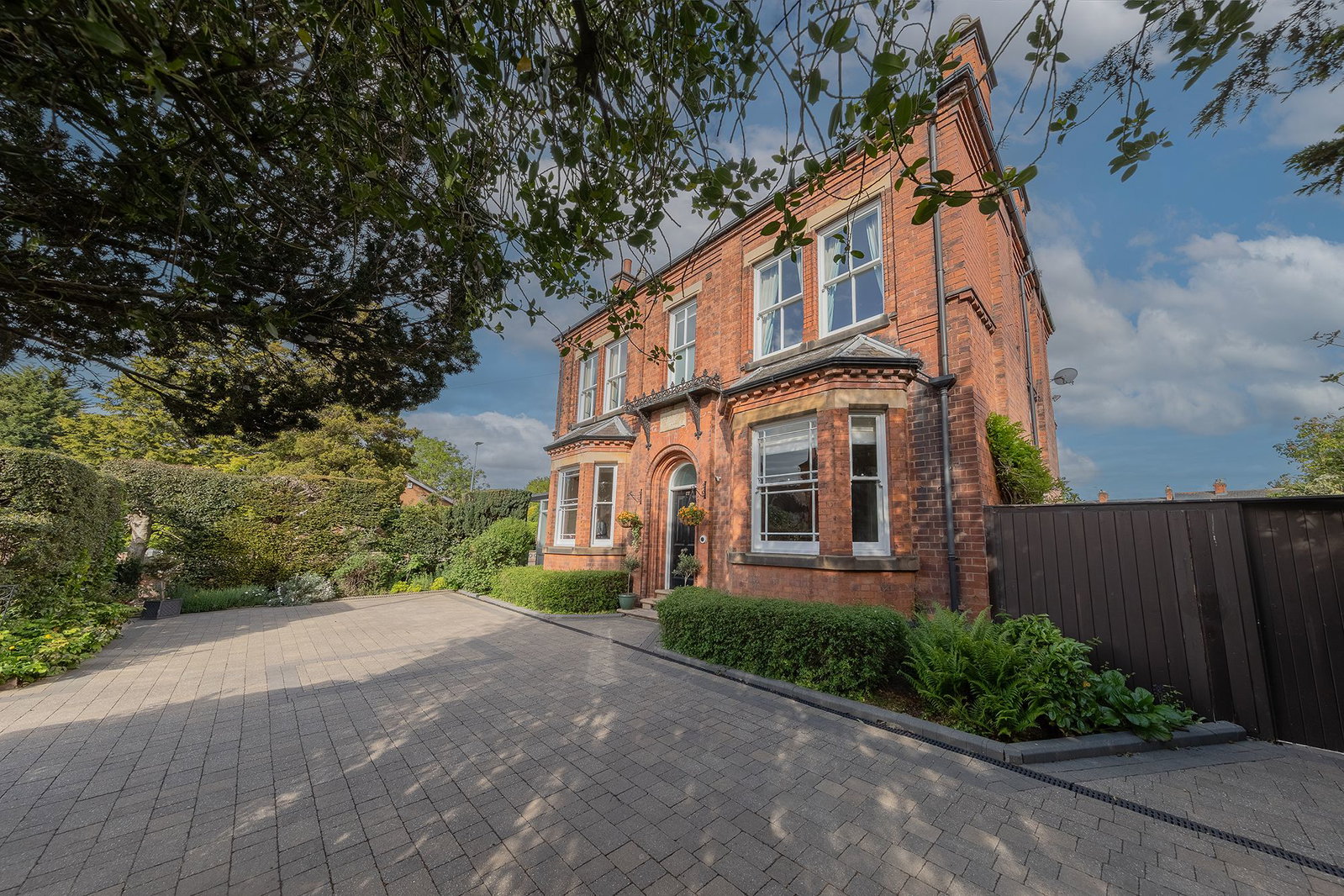 Detached House in Leicester