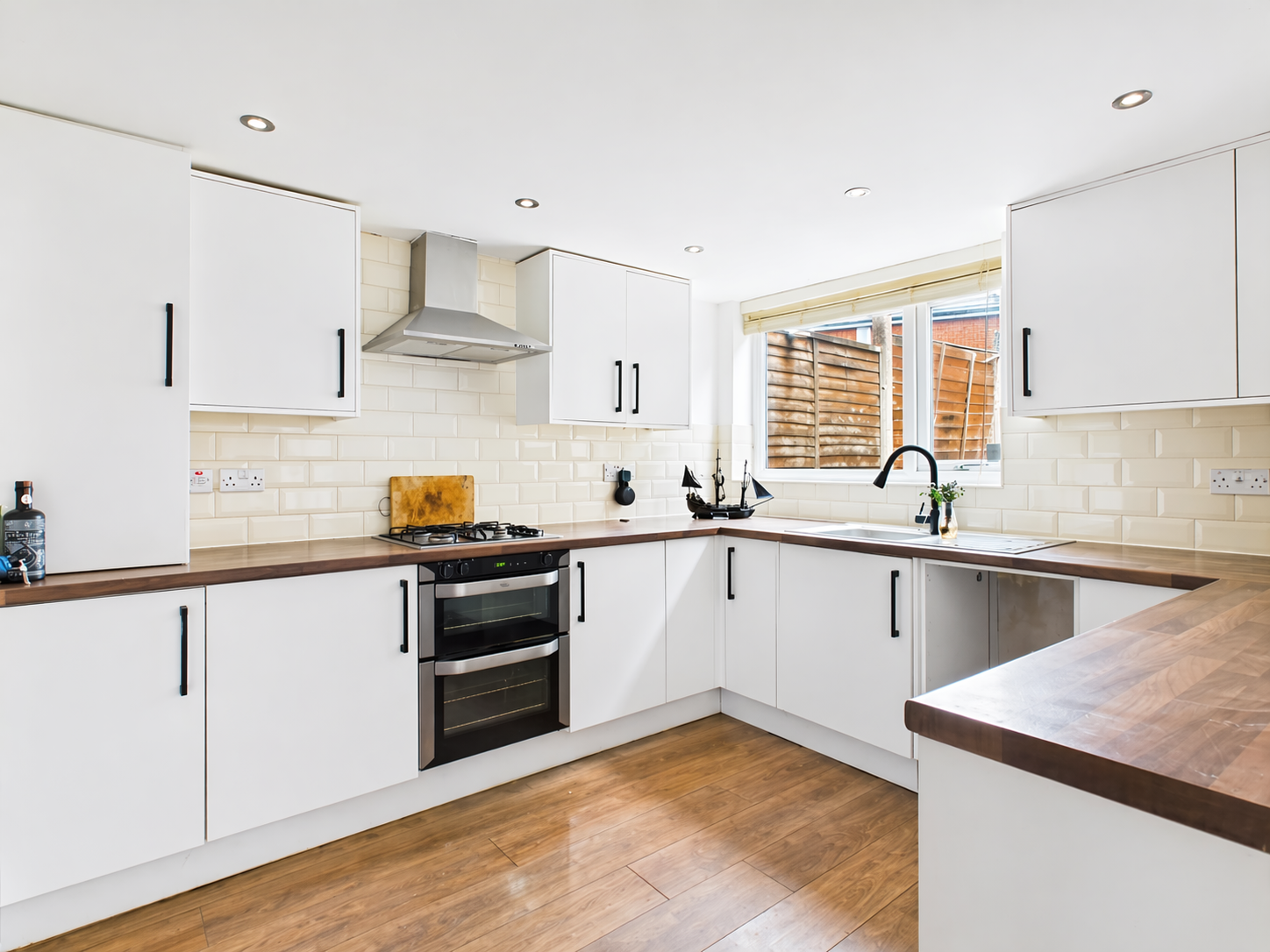 Semi Detached House in Hyde