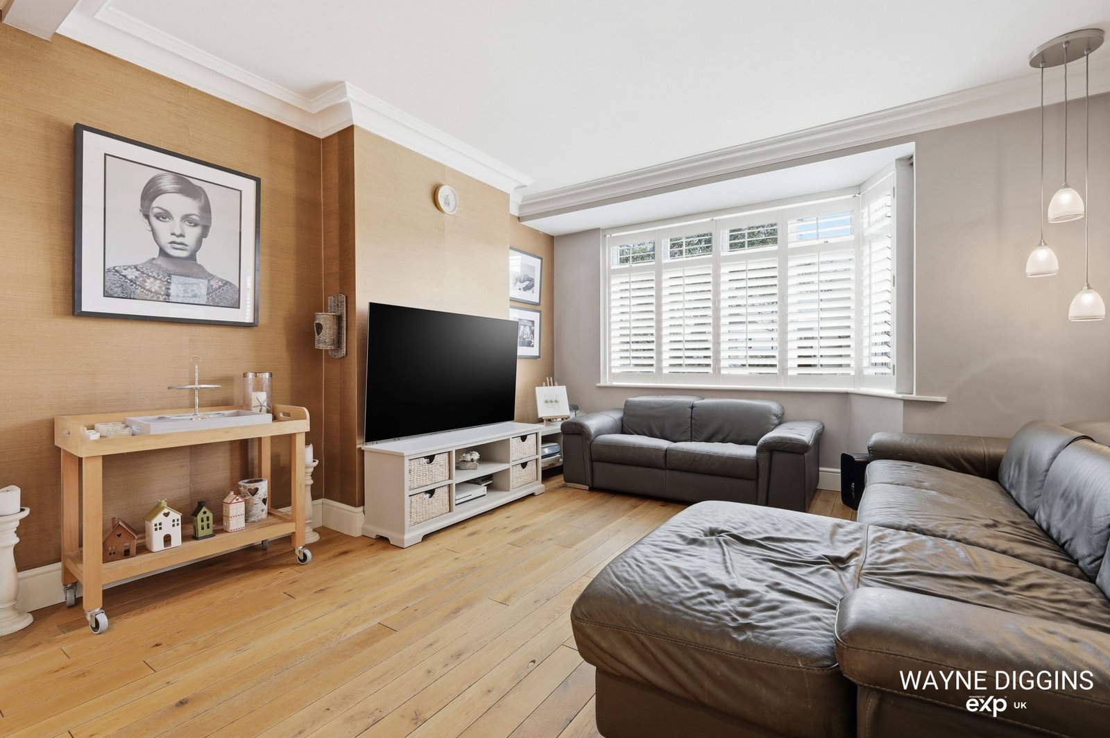 Semi Detached House in Grays