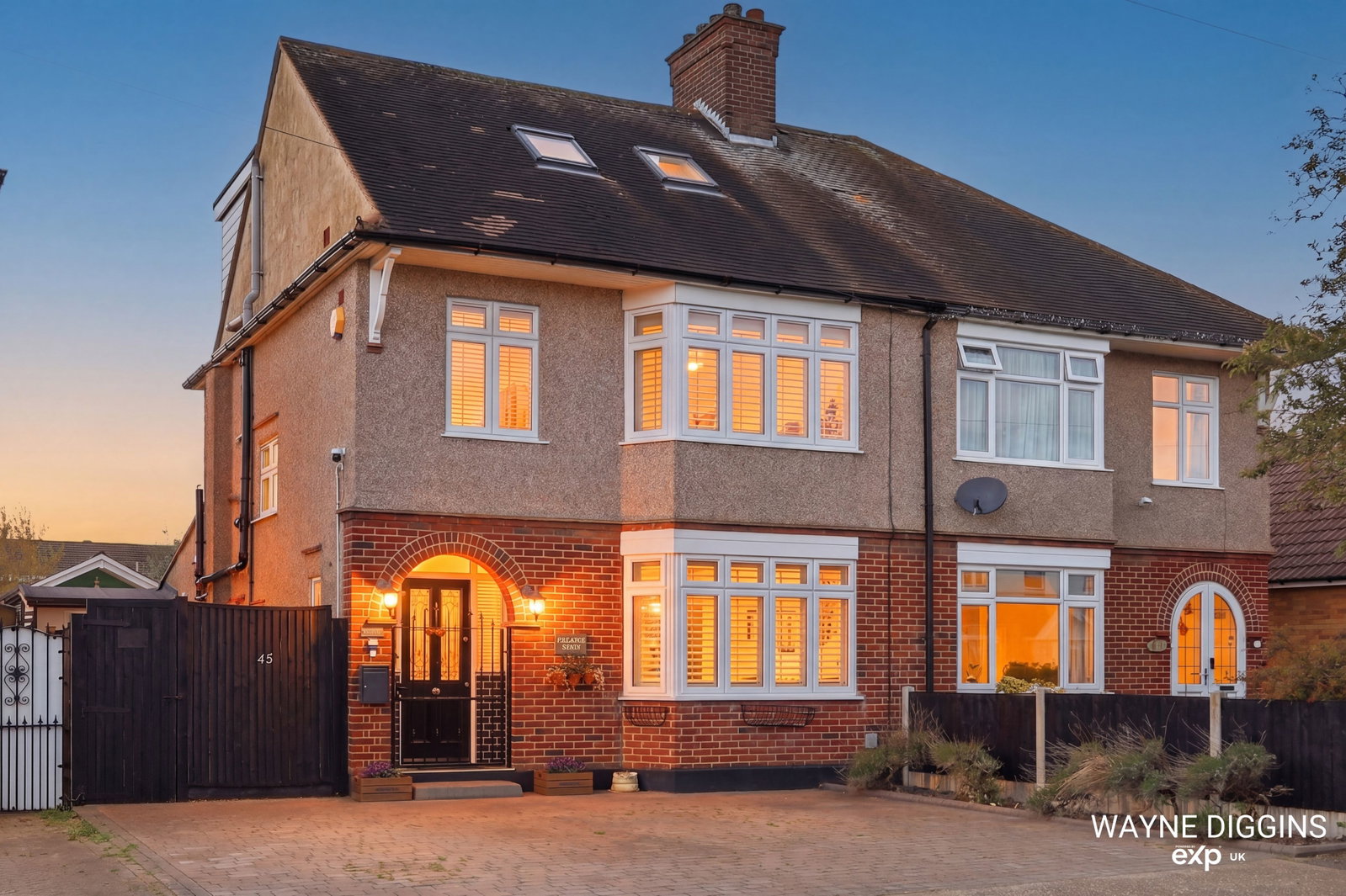Semi Detached House in Grays