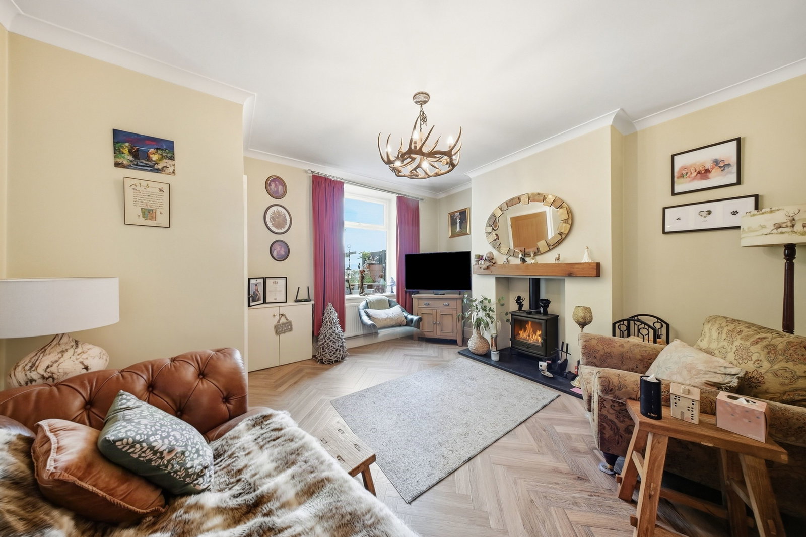Terraced House for sale in Burnley, Whins Lane, Simonstone, Burnley, BB12 7QR, 1004 m²