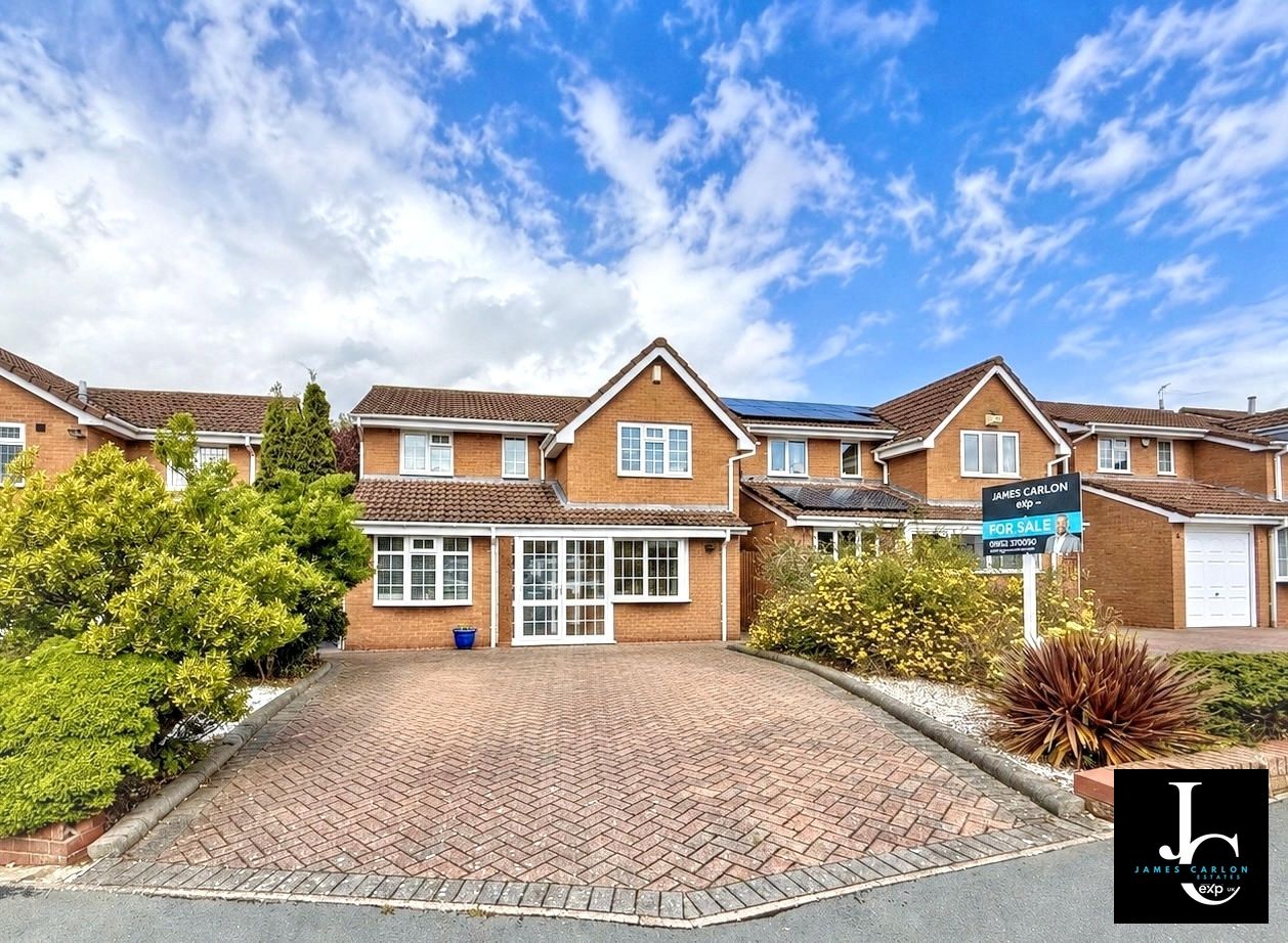 Detached House in Telford