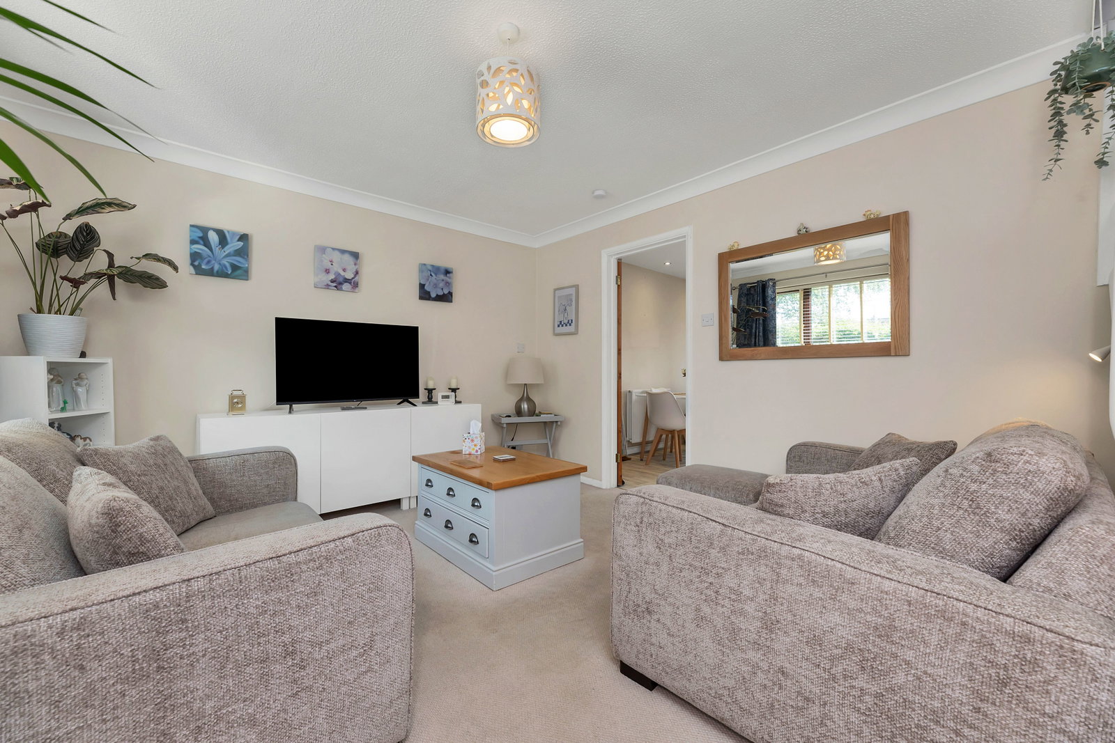 Semi Detached House in Huntingdon