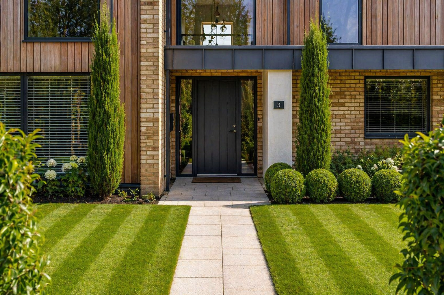 Detached House in Hampton