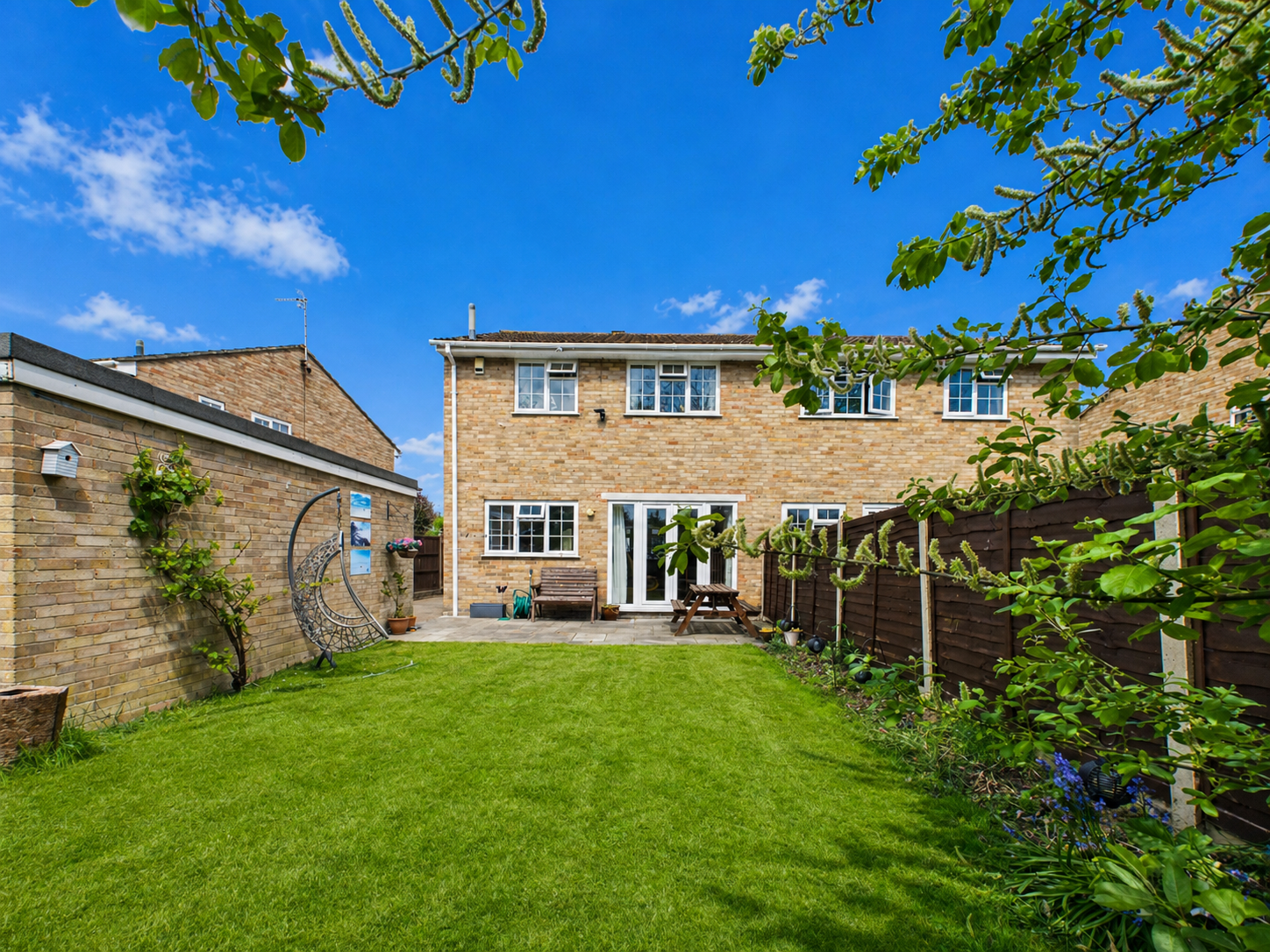 Semi Detached House in Gloucester
