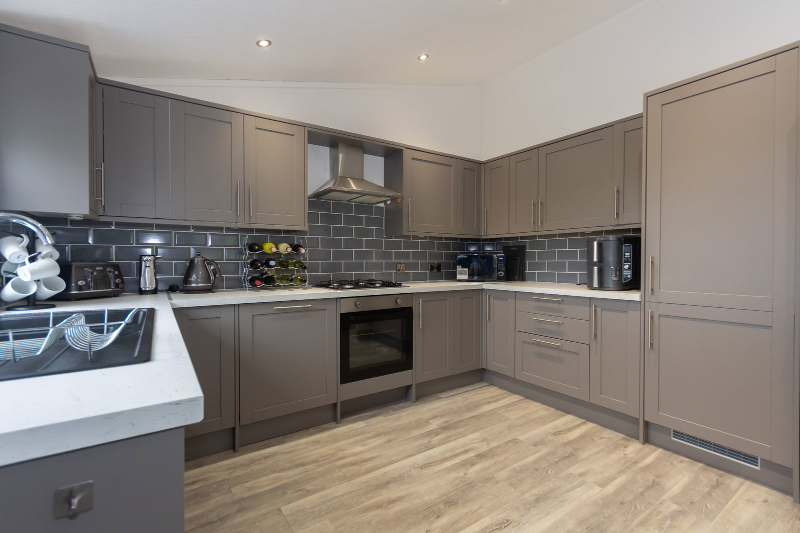 Lodge in wolverhampton