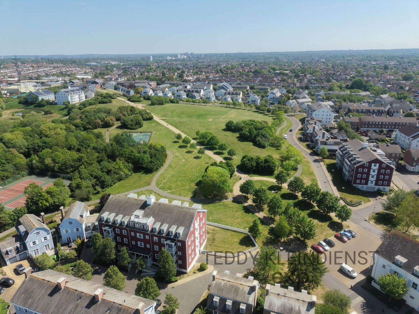 Flat in Worcester Park