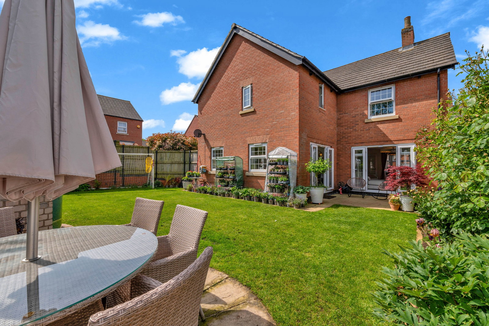 Detached House in Nuneaton