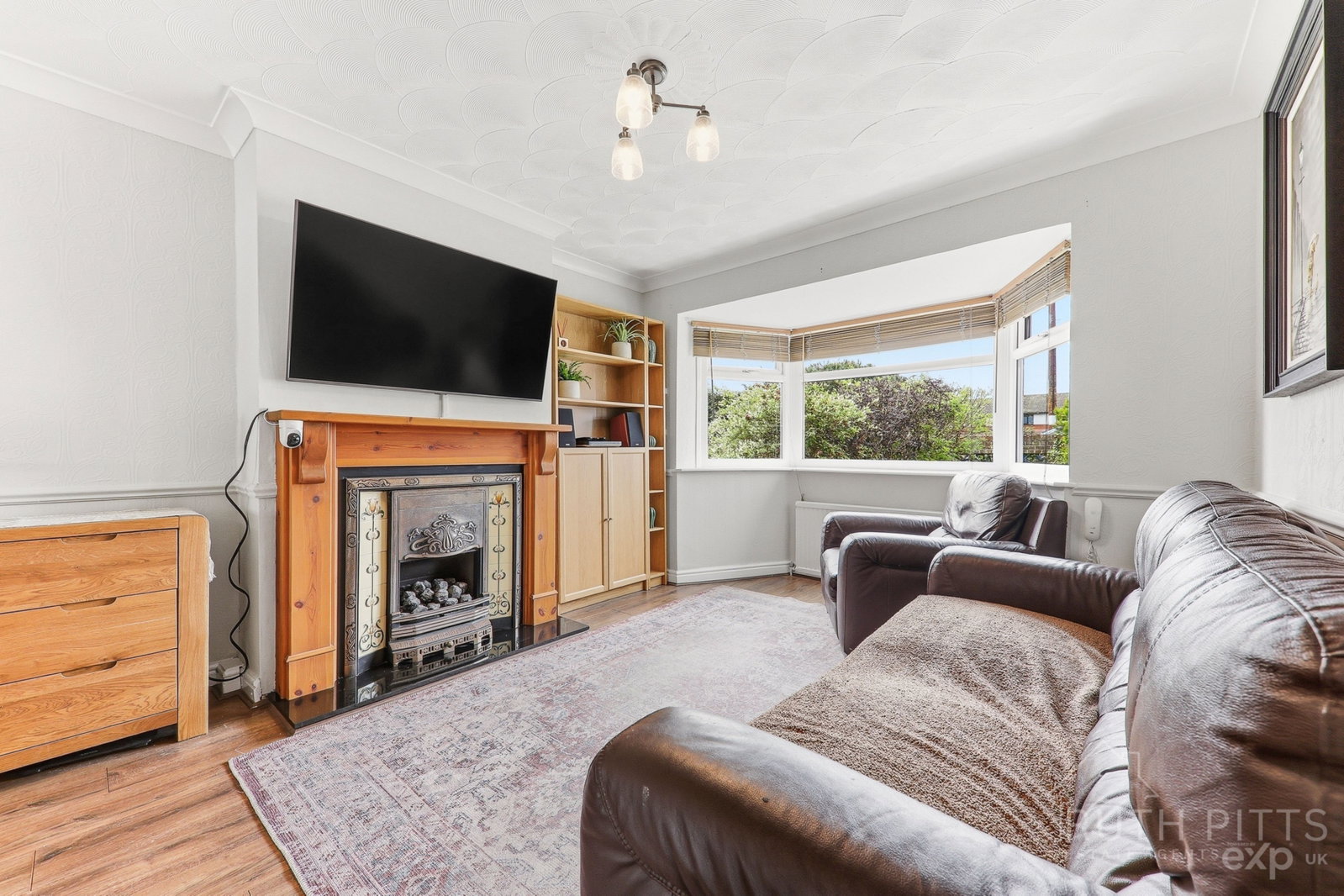 Semi Detached House in Pontefract