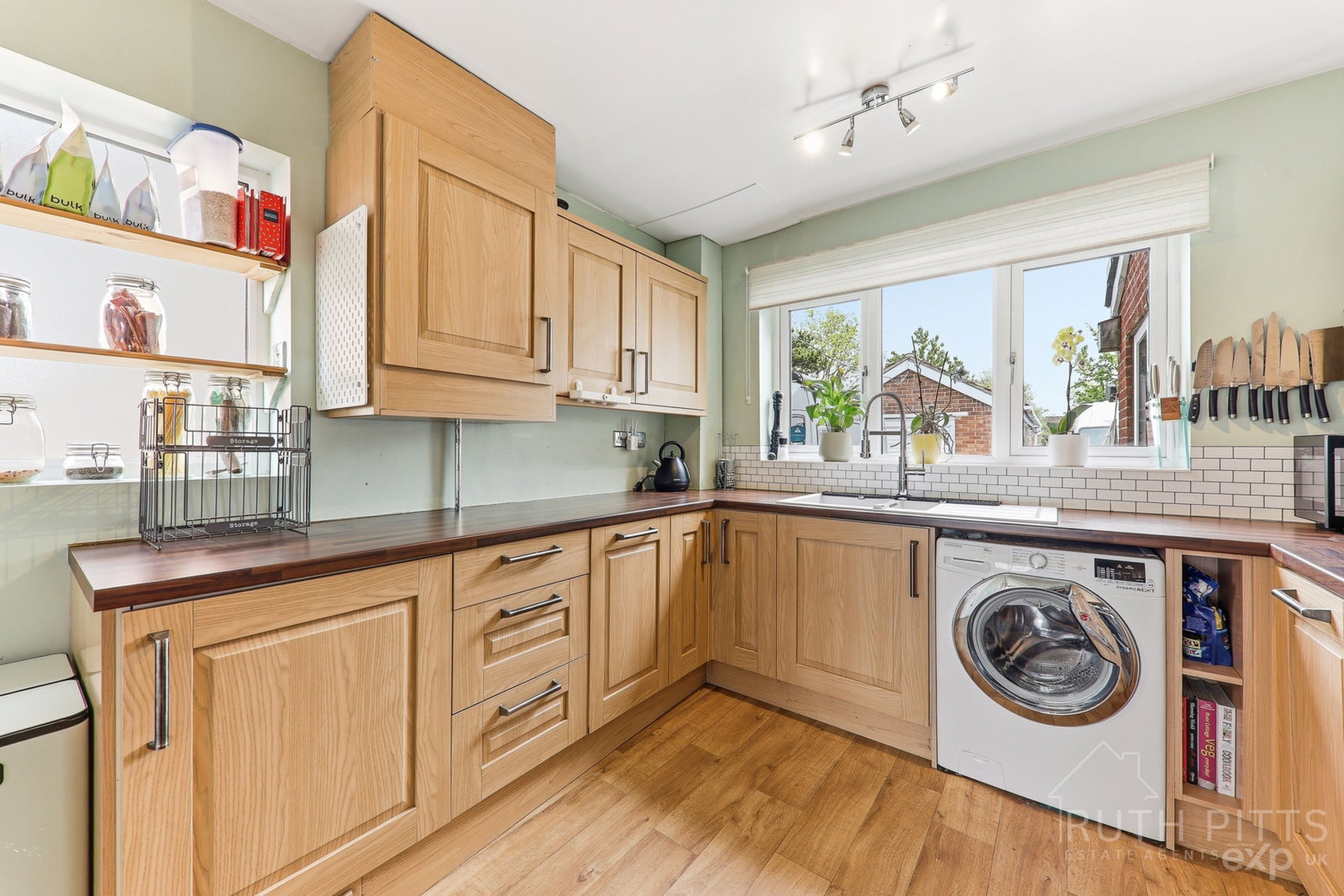 Semi Detached House in Pontefract