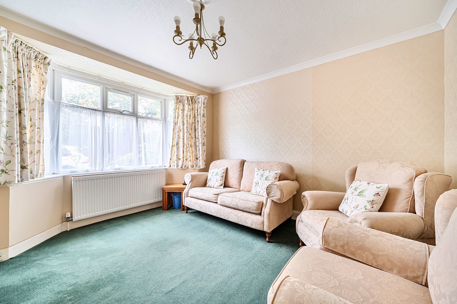 Semi Detached House for sale in Bushey, Clay Lane, Bushey Heath, Bushey, WD23 1NZ
