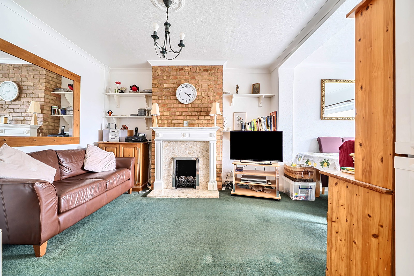 Semi Detached House for sale in Bushey, Clay Lane, Bushey Heath, Bushey, WD23 1NZ