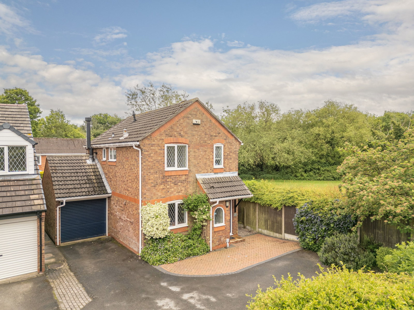 Detached House in Leeds
