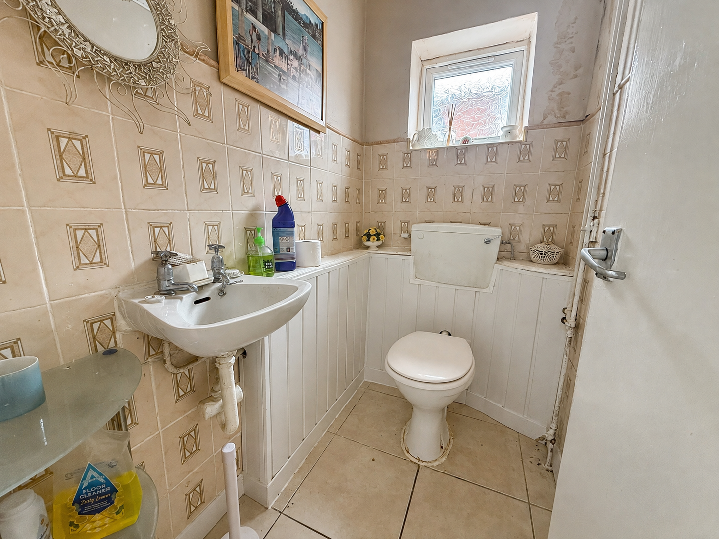 Semi Detached House for sale in Dudley, Mousesweet Close, Netherton, Dudley, DY2 9JU