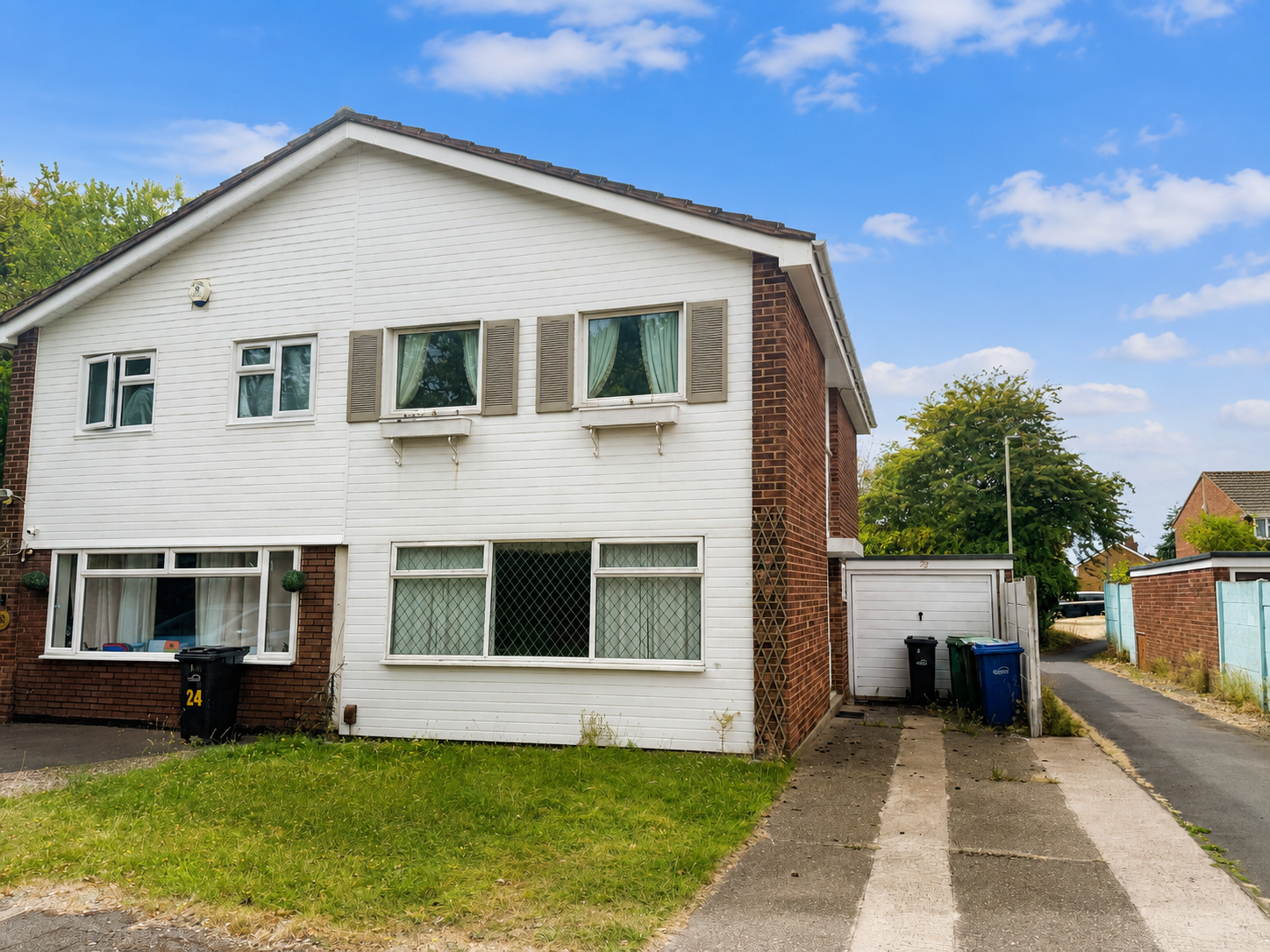 Semi Detached House for sale in Dudley, Mousesweet Close, Netherton, Dudley, DY2 9JU