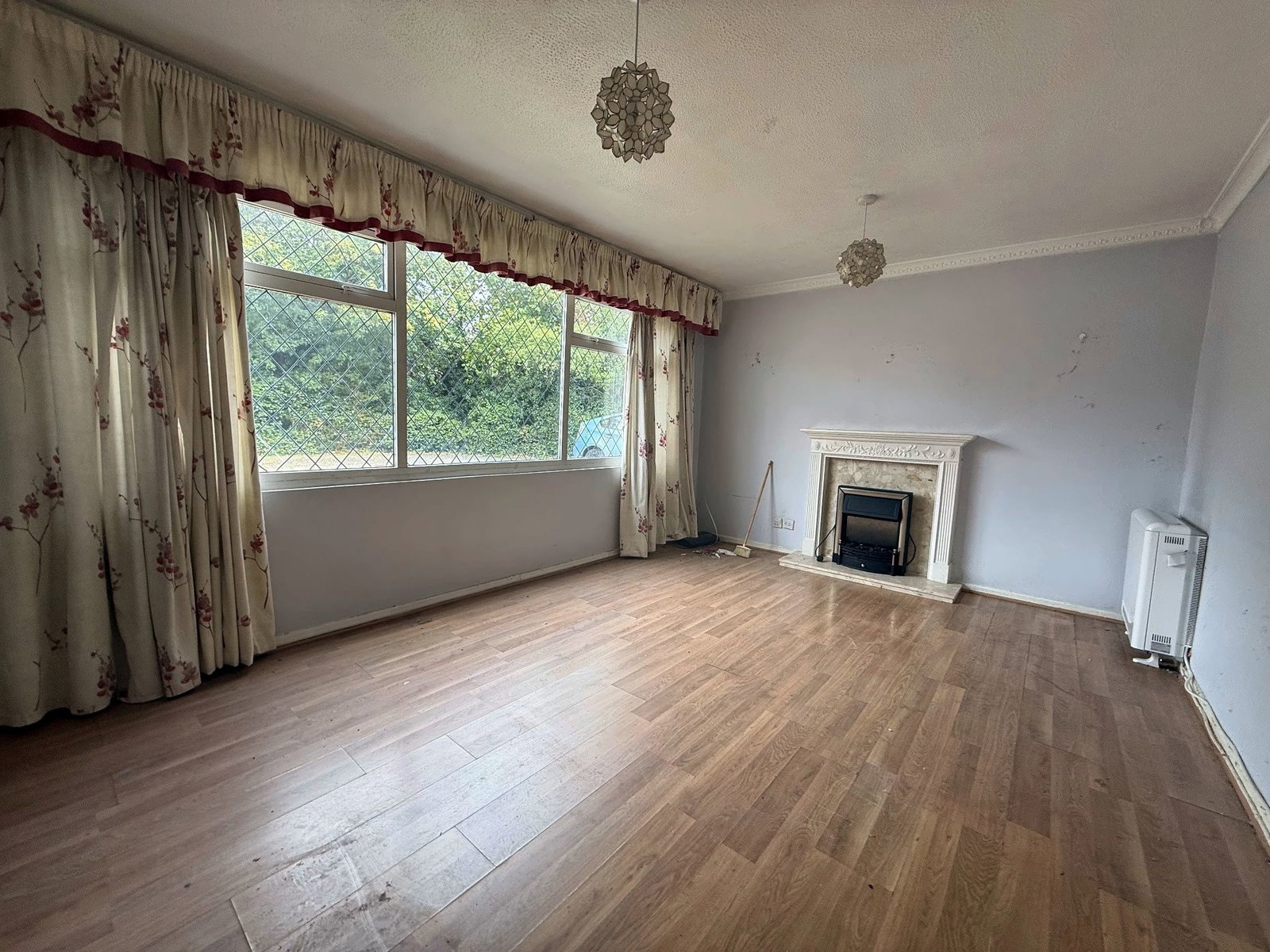 Semi Detached House for sale in Dudley, Mousesweet Close, Netherton, Dudley, DY2 9JU