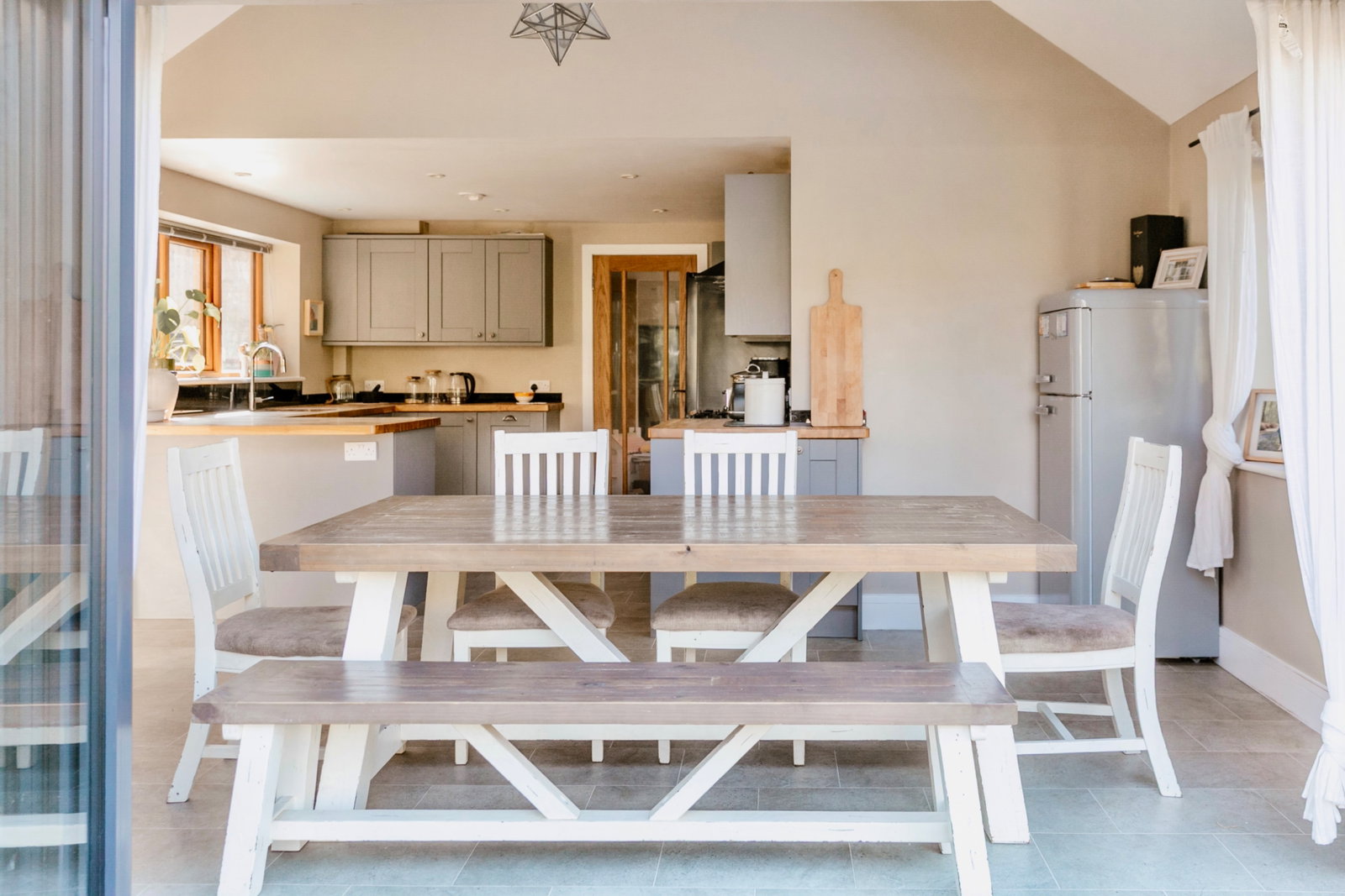 Detached House for sale in Leighton Buzzard, Beaumont House, Ivinghoe, Buckinghamshire, 1265 m²