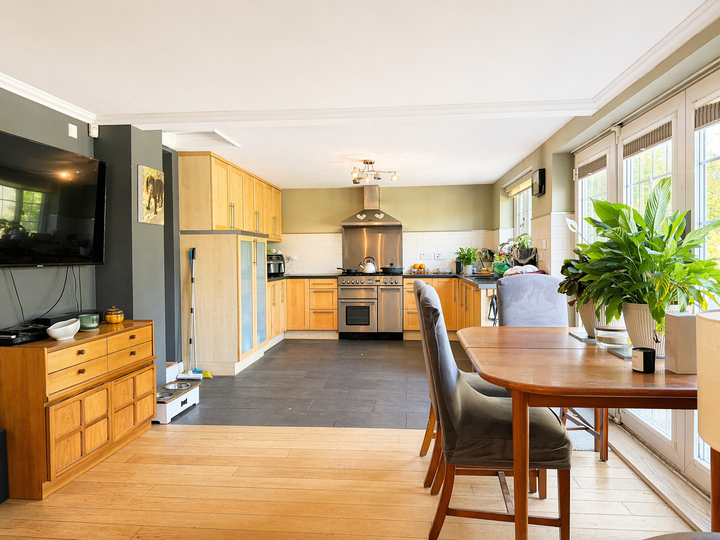 Semi Detached House in Dover