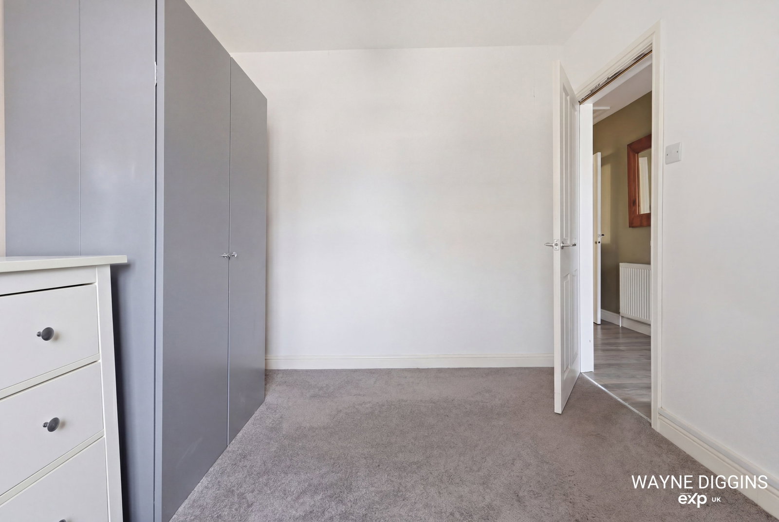Semi Detached Bungalow in Grays