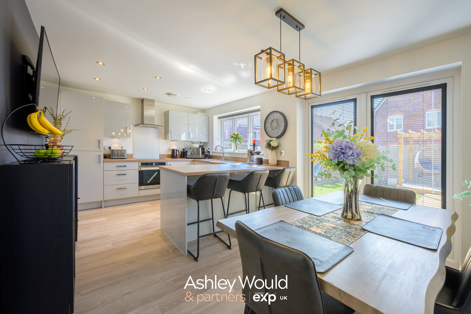 Semi Detached House in Kidderminster