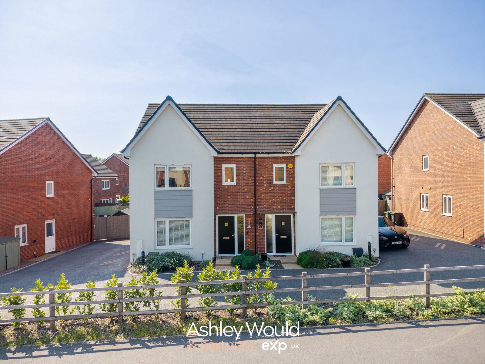 Semi Detached House in Kidderminster