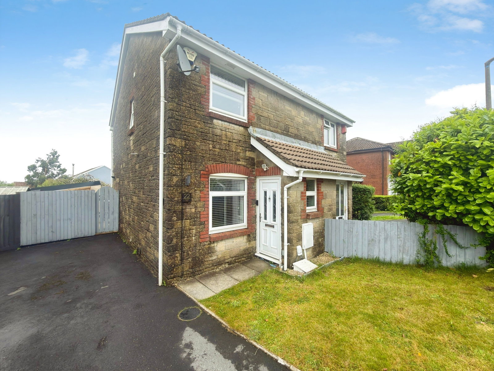 Semi Detached House in Swansea