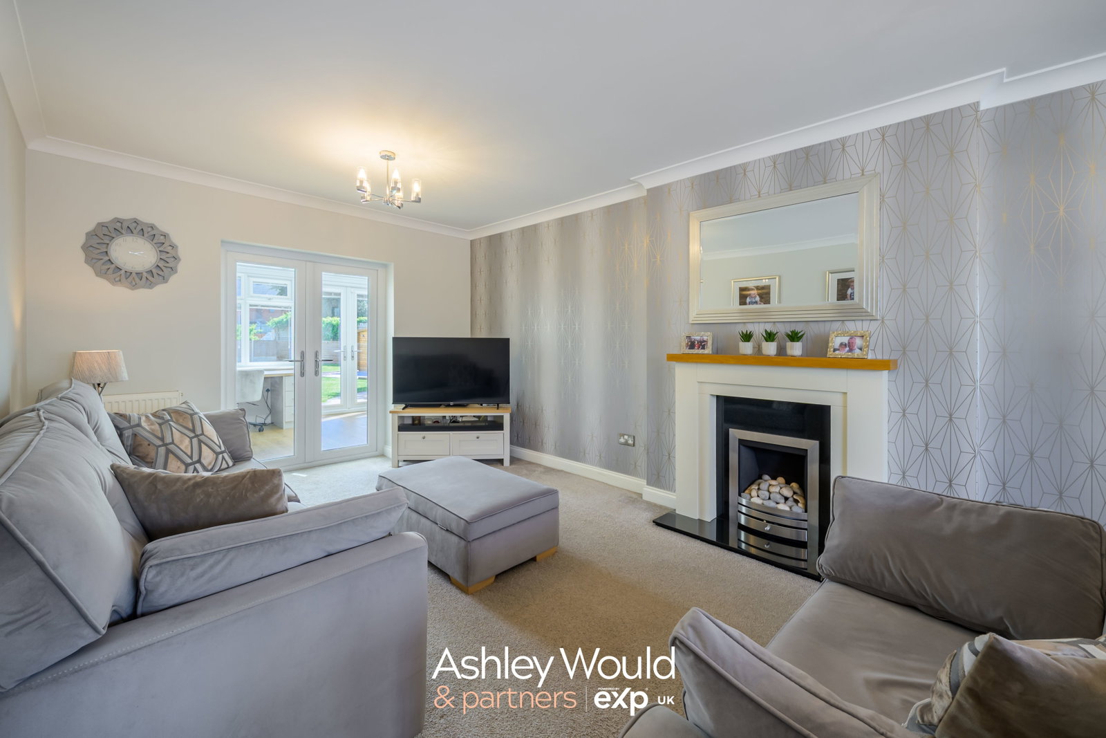 Semi Detached House in Dudley