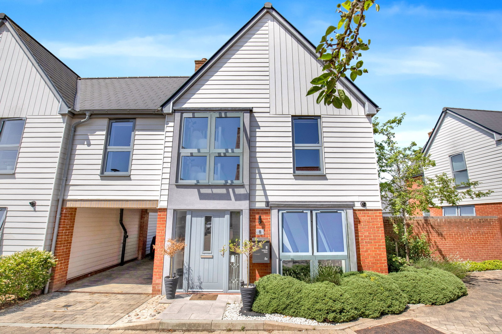 Link Detached House in Ashford