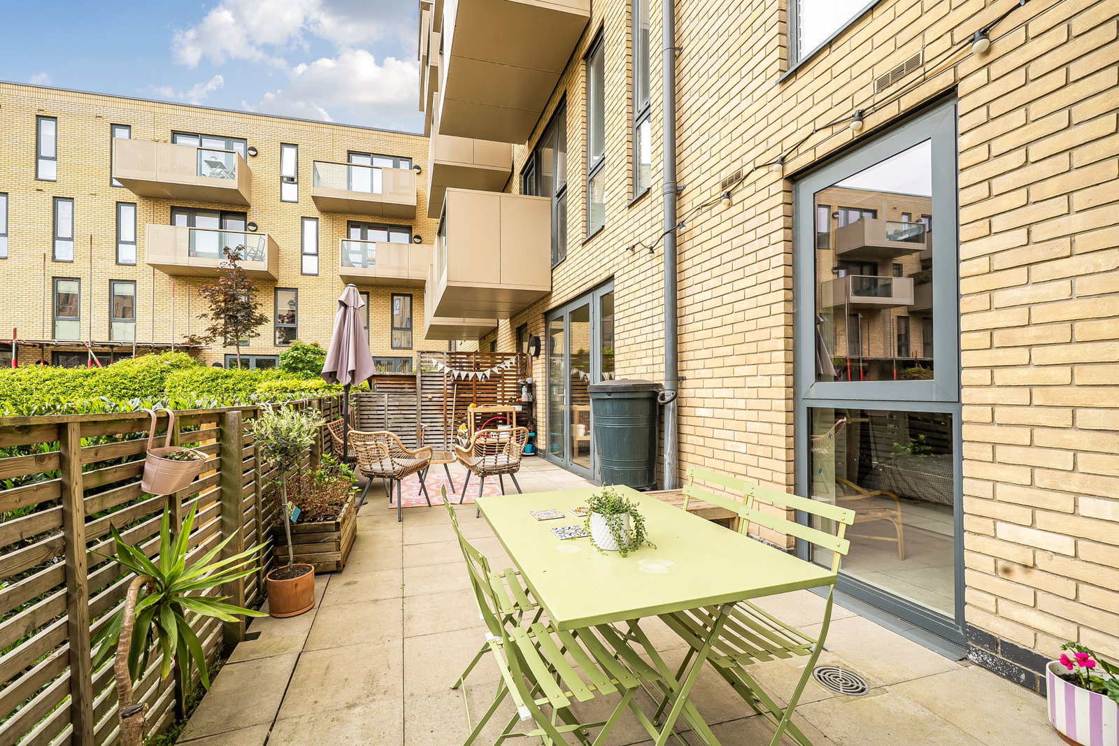 Ground Floor Flat in London
