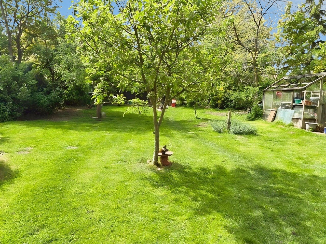 Detached House in Leicester