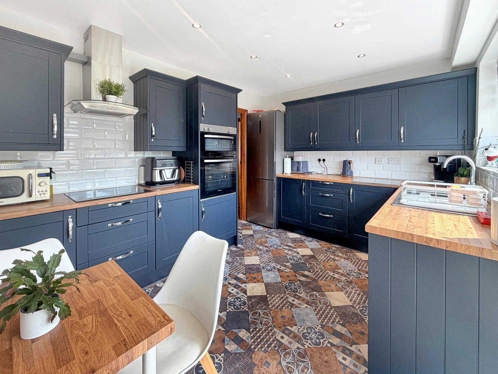 Semi Detached Bungalow in Stanford-le-hope