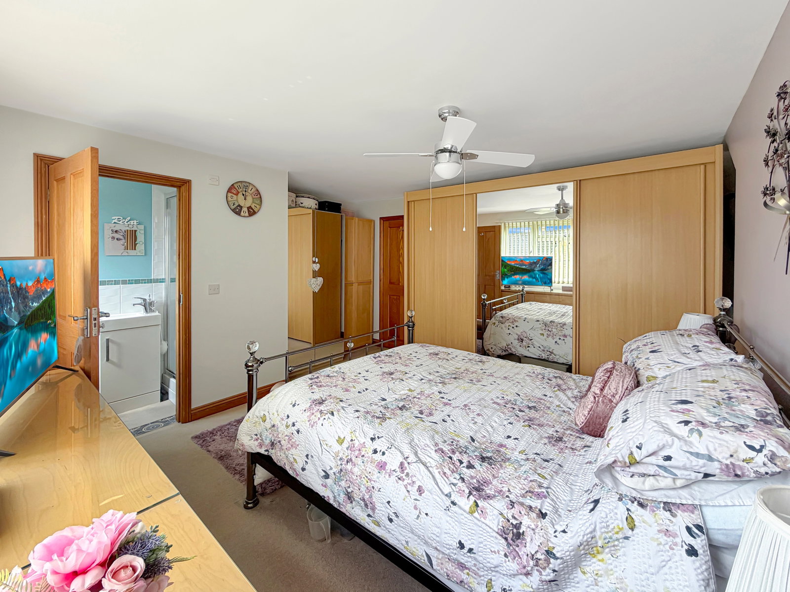 Semi Detached Bungalow in Stanford-le-hope