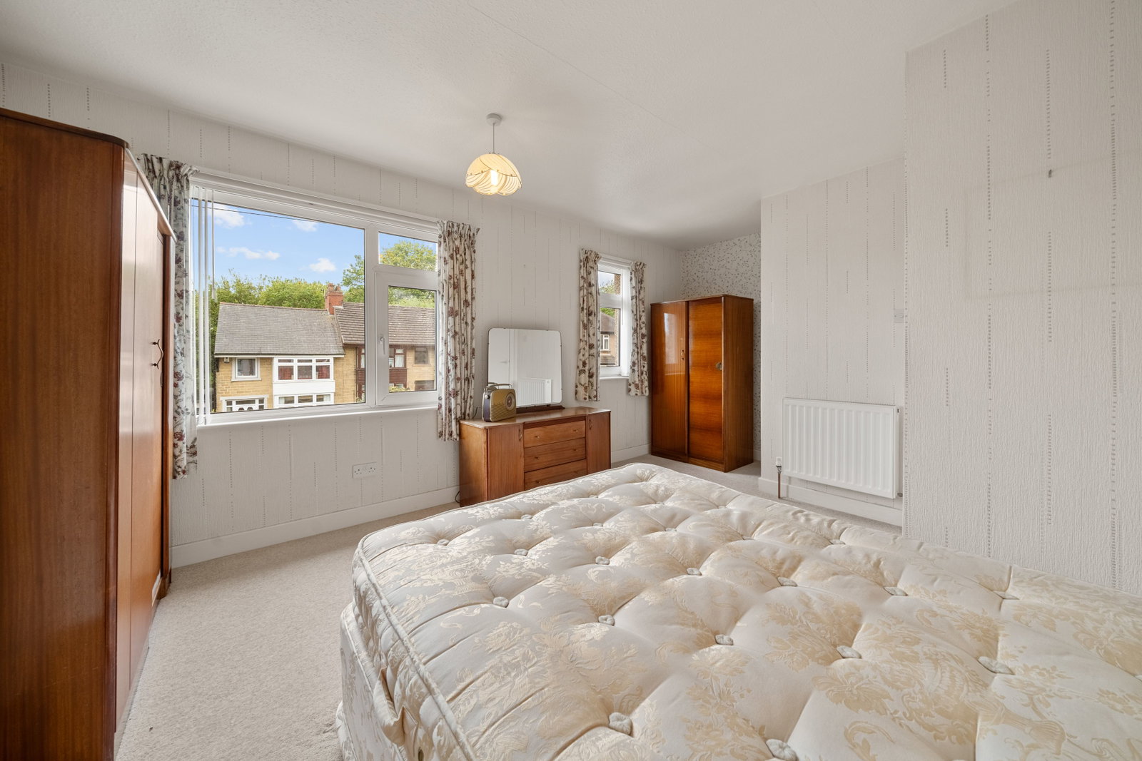 Semi Detached House in Huddersfield