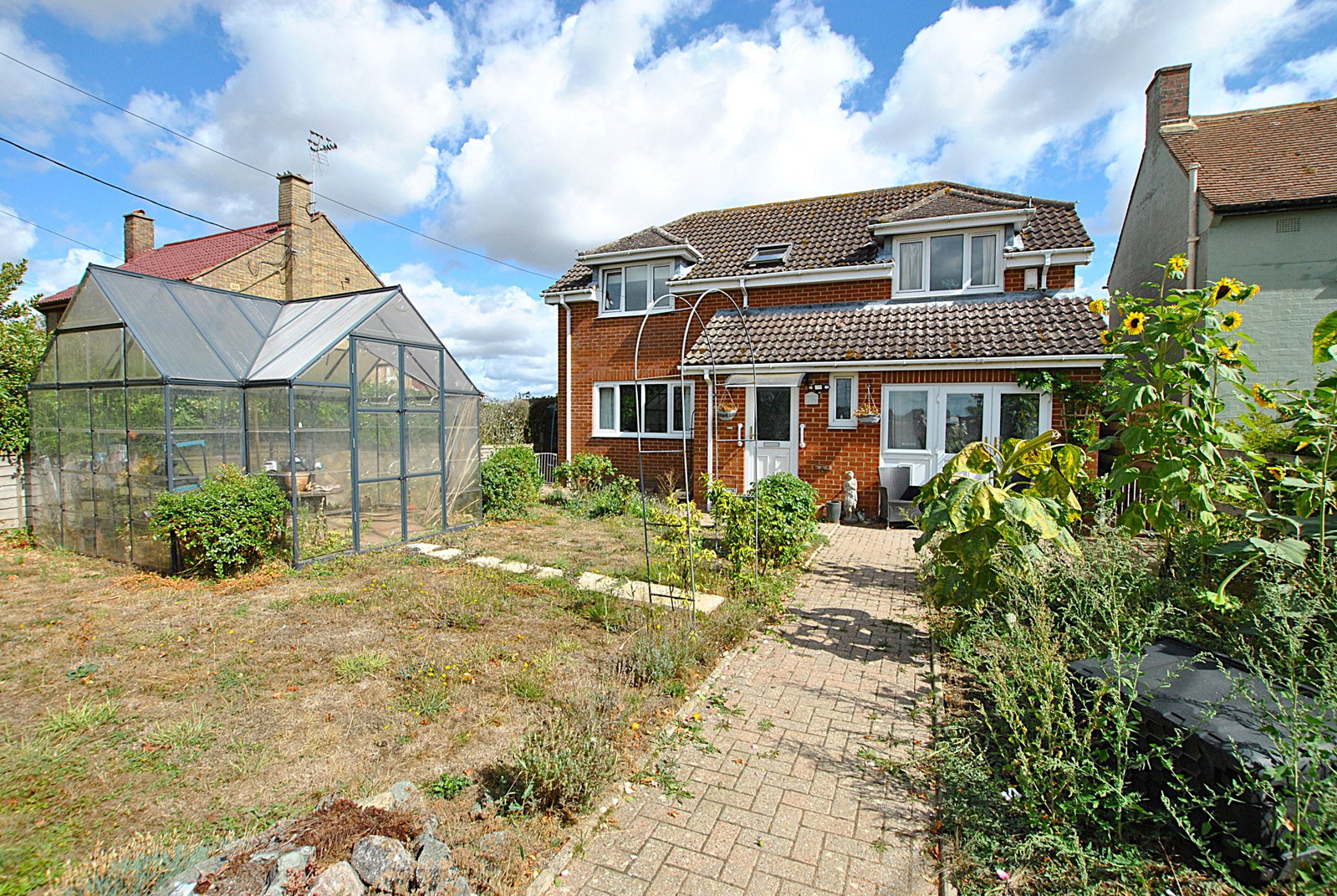 Detached House for sale in Newmarket, Bunters Road, Wickhambrook, Newmarket, CB8 8XY