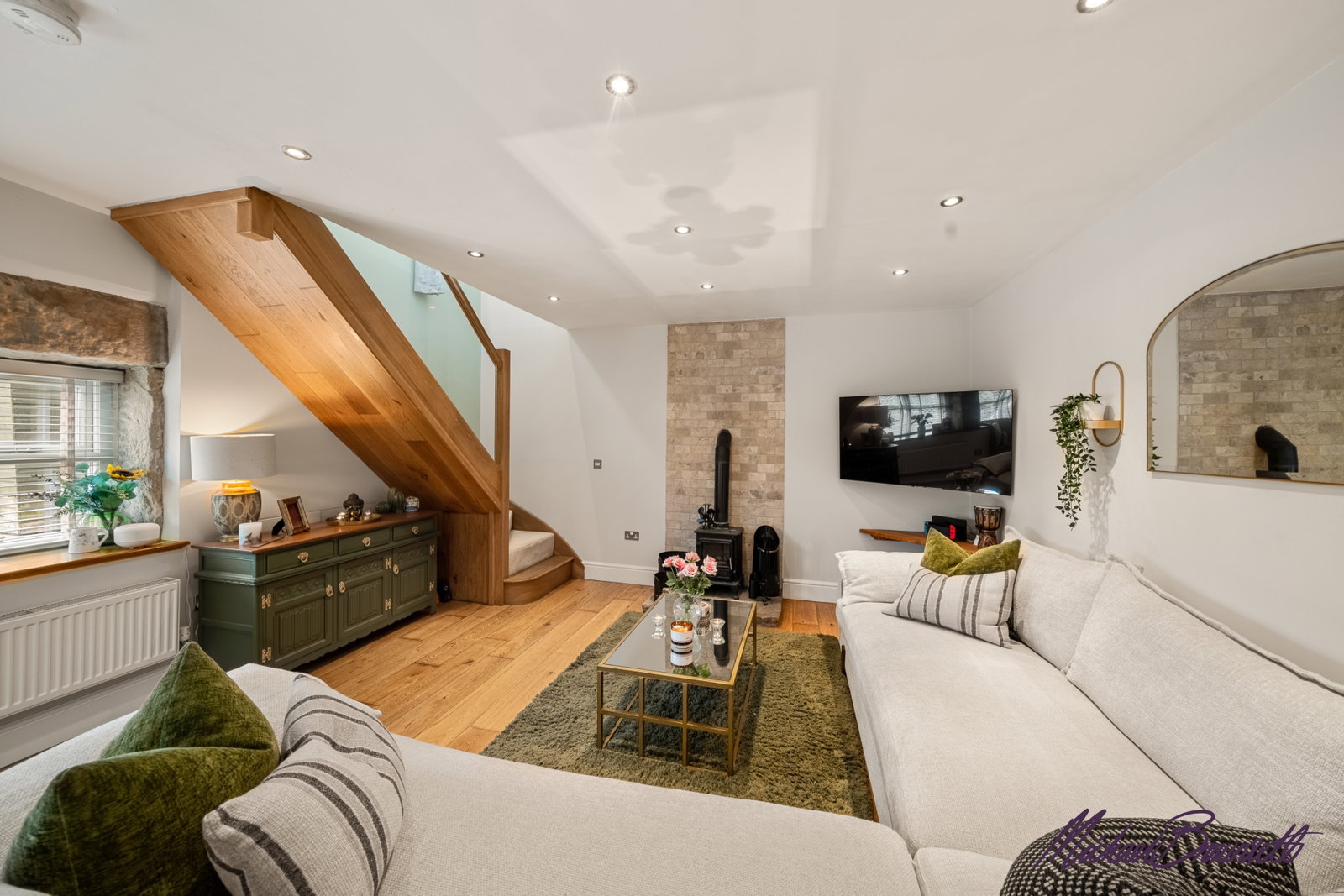 Detached House in Bradford