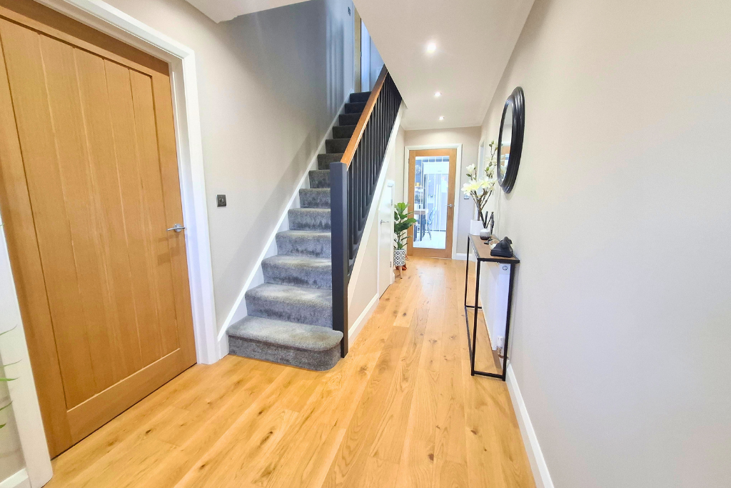 Detached House for sale in Llanelli, Hafod, Bancffosfelen, SA15, 1550 m²