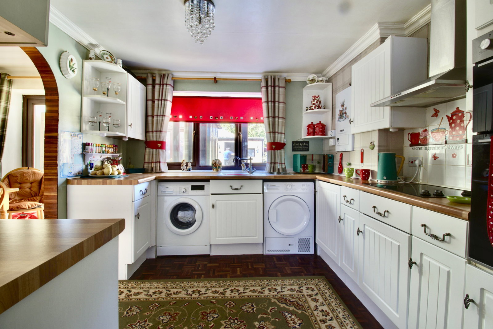 Semi Detached House in Romford