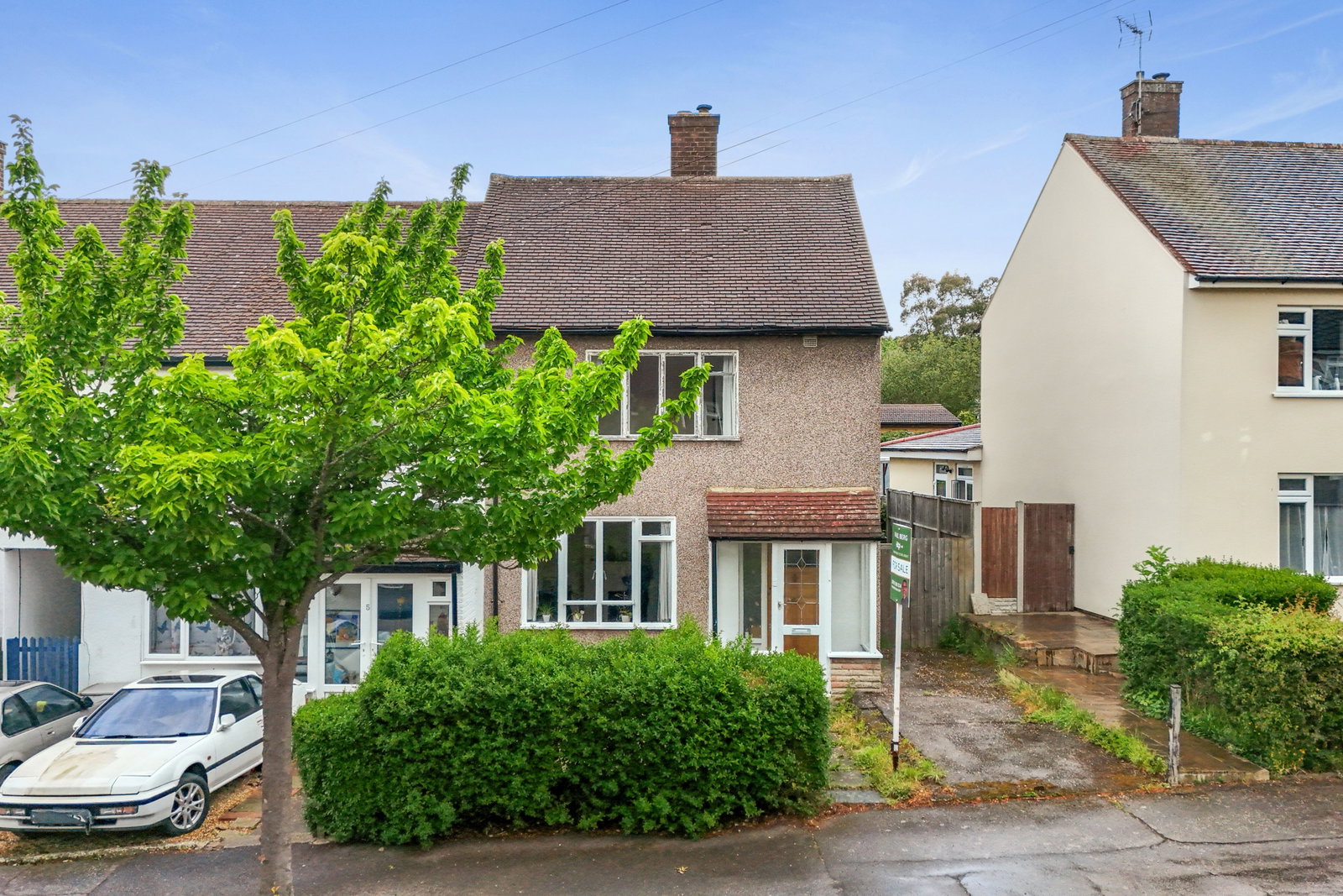 End Of Terrace House in Chigwell