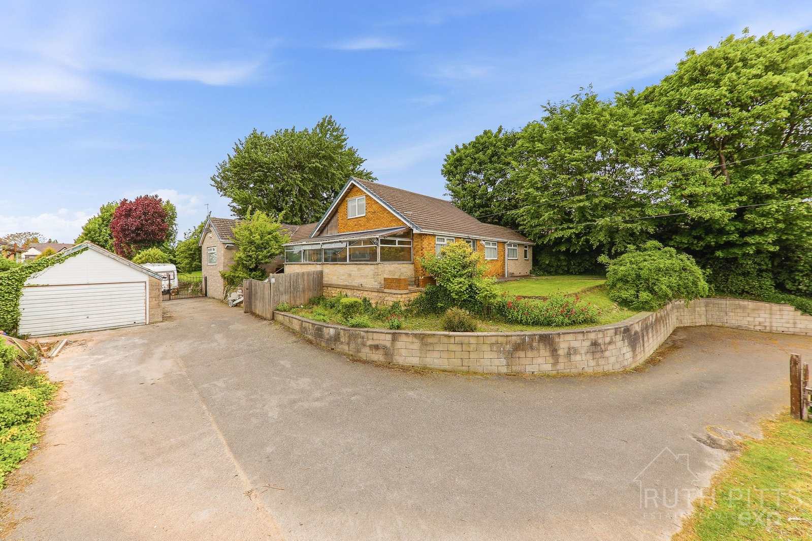 Detached House in Pontefract