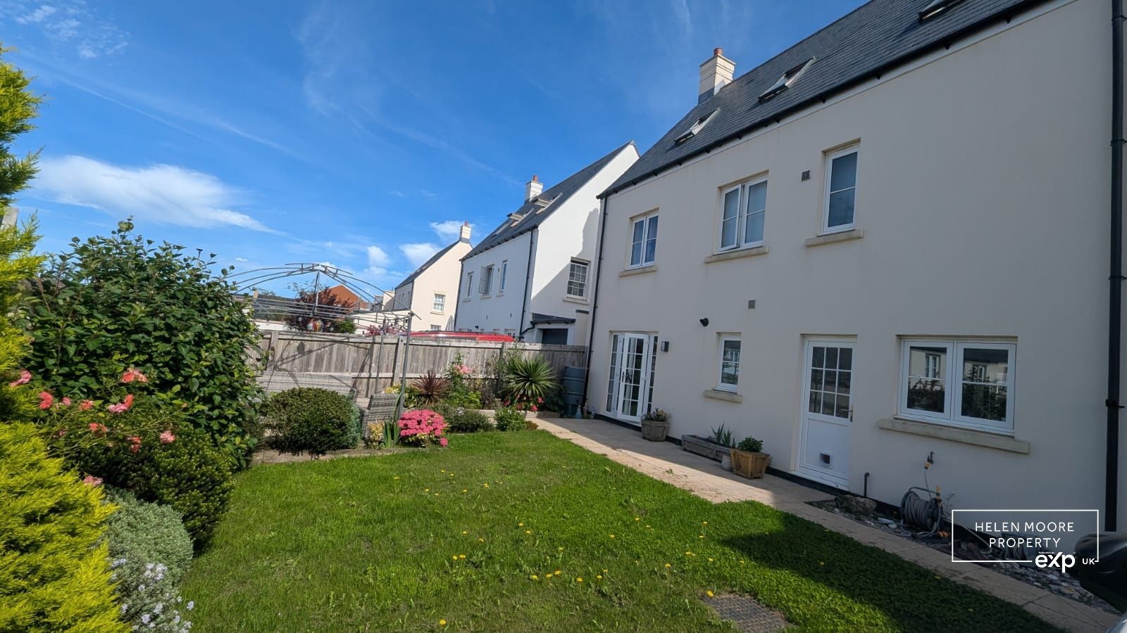 Detached House in Plymouth