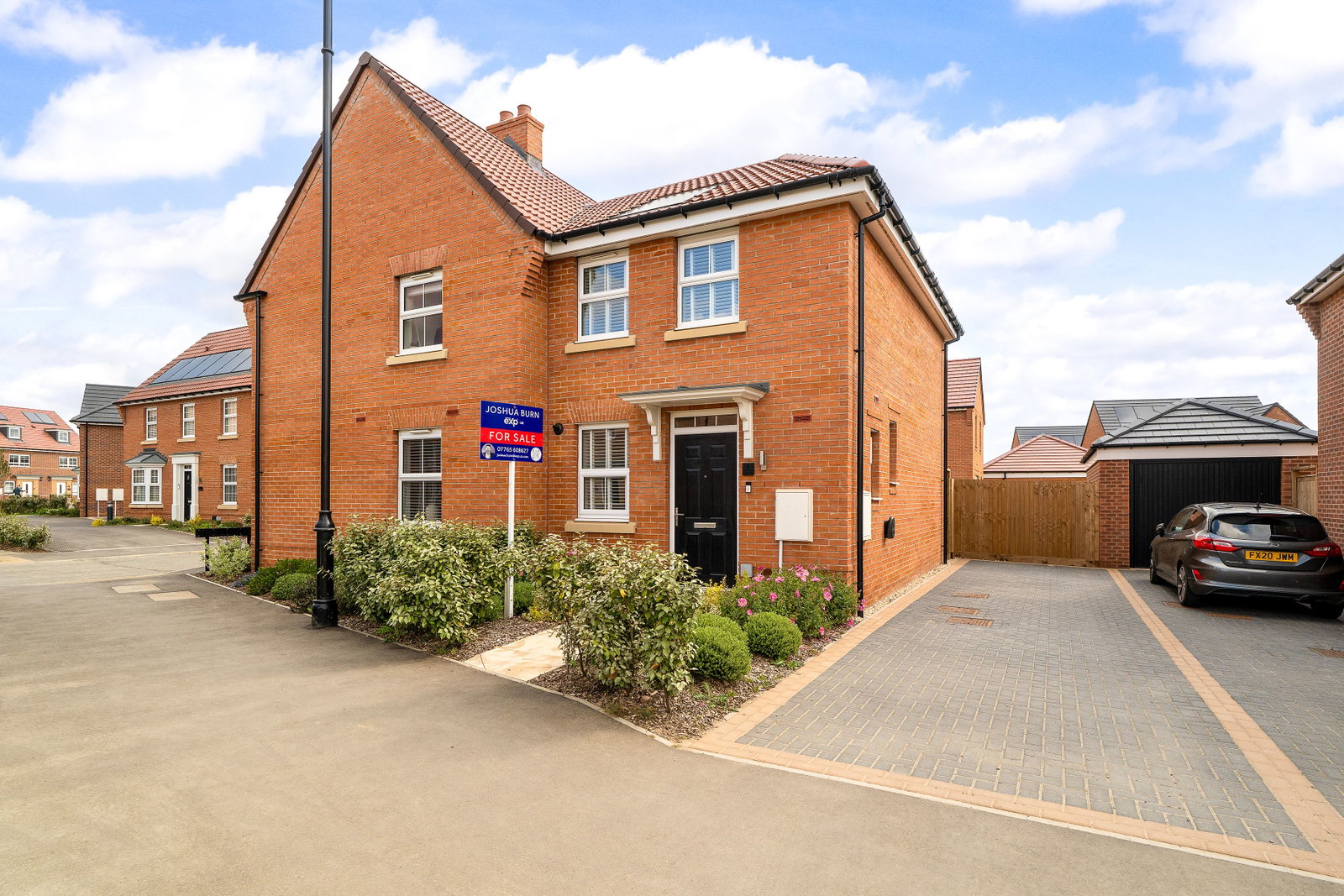 Semi Detached House in Witham St Hughs