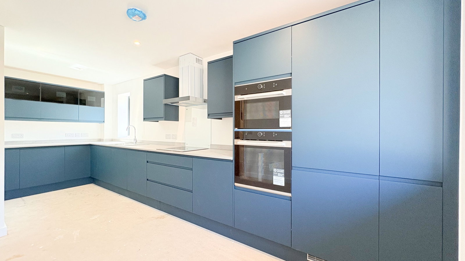 Semi Detached House in Bristol