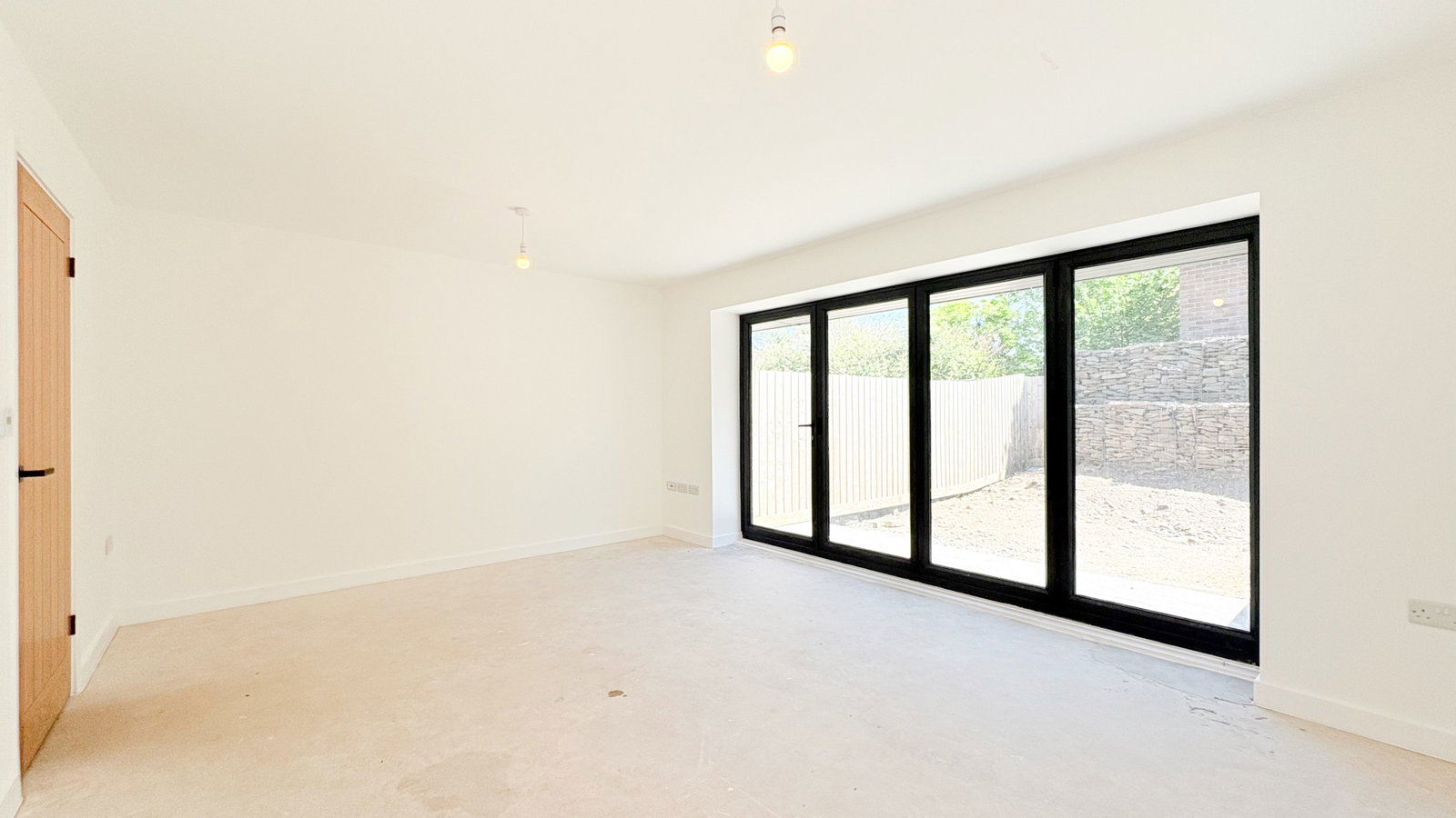 Semi Detached House for sale in Bristol, Fir Tree Lane, Bristol, BS5 8TZ